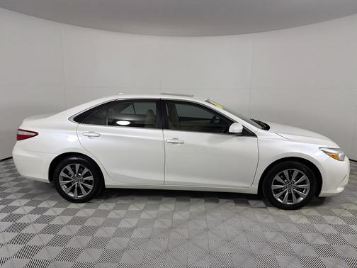 2015 Toyota Camry XLE