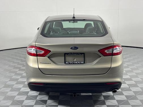 2015 Ford Fusion S