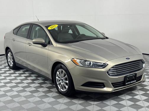 2015 Ford Fusion S