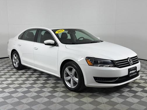 2014 Volkswagen Passat SE