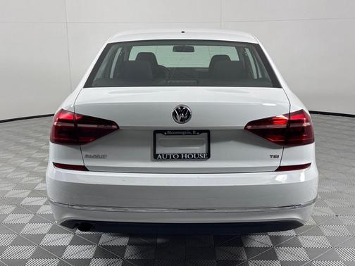 2018 Volkswagen Passat 2.0T S