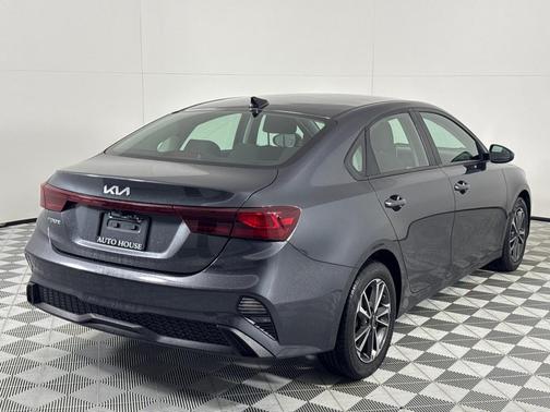 2024 Kia Forte LX