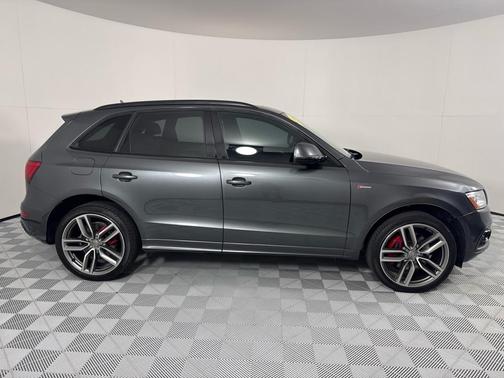 2016 Audi SQ5 3.0T Premium Plus