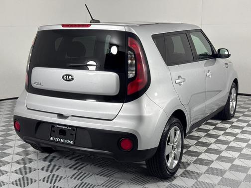 2017 Kia Soul Base