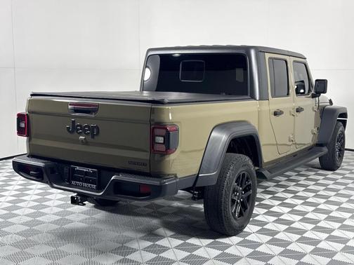 2020 Jeep Gladiator Sport