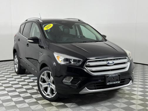 Black 2019 Ford Escape Titanium