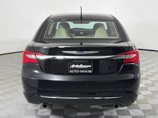 2013 Chrysler 200 Limited