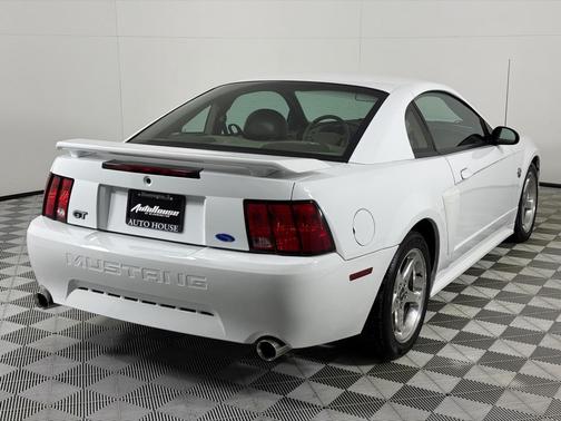 2004 Ford Mustang GT