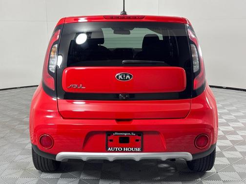 2017 Kia Soul +