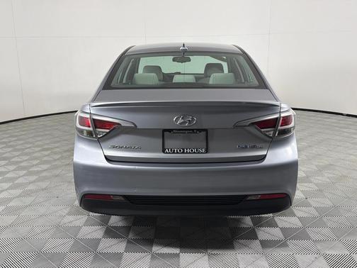 Pewter Gray Metallic 2016 Hyundai SONATA Hybrid SE