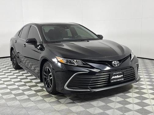 Black 2021 Toyota Camry LE