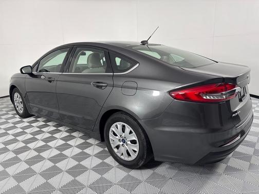 2019 Ford Fusion S