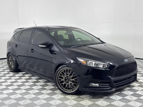 2017 Ford Focus ST Base
