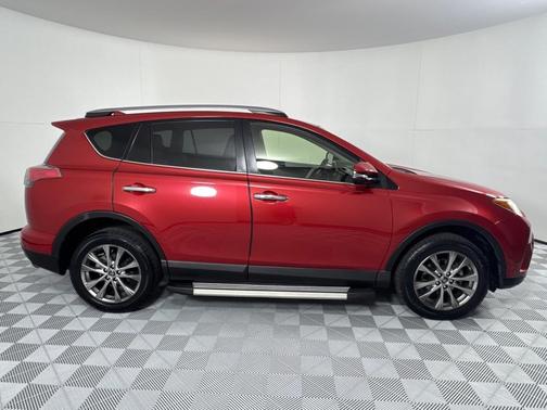 2017 Toyota RAV4 Limited