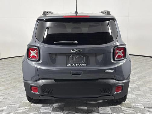 Gray 2021 Jeep Renegade Latitude