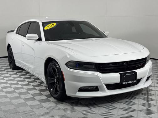 2016 Dodge Charger SXT