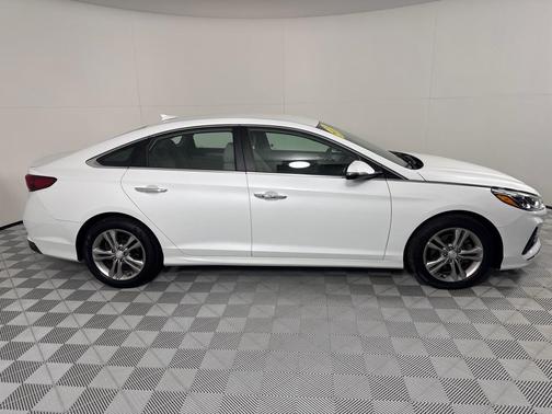 2018 Hyundai SONATA SEL