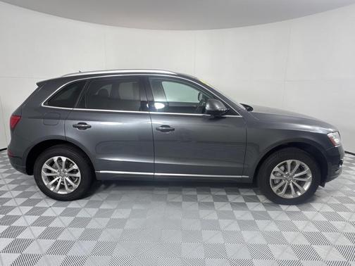 2017 Audi Q5 2.0T Premium