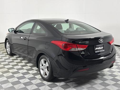 2013 Hyundai ELANTRA GS