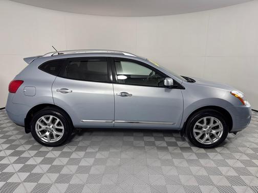 2012 Nissan Rogue SV w/SL Pkg