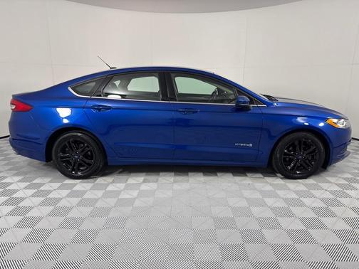 2018 Ford Fusion Hybrid SE