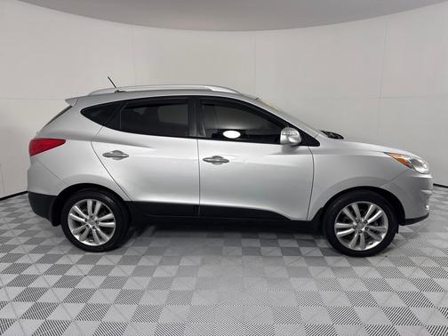 2011 Hyundai TUCSON Limited