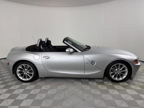 2003 BMW Z4 2.5i Roadster