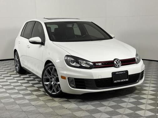 White 2013 Volkswagen GTI 4-Door