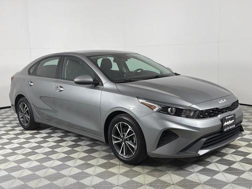 2022 Kia Forte FE