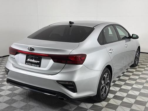 2021 Kia Forte FE