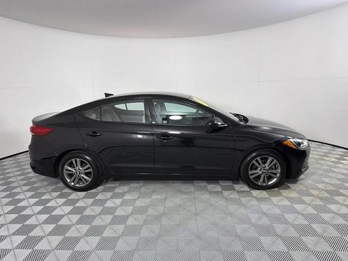Phantom Black 2017 Hyundai ELANTRA SE