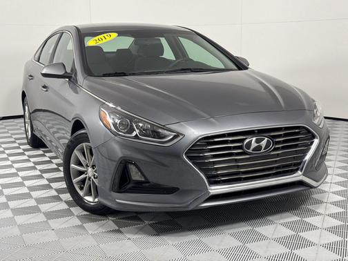 2019 Hyundai SONATA SE