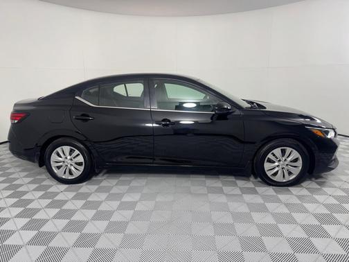 2022 Nissan Sentra S