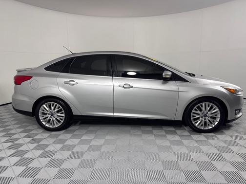2017 Ford Focus Titanium