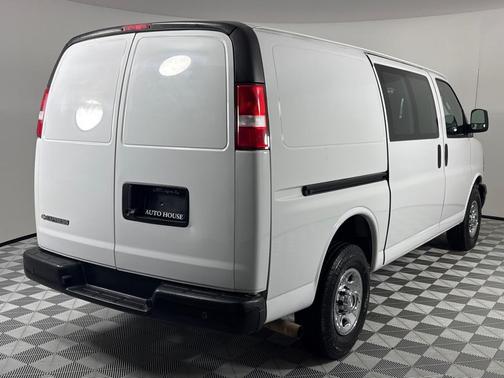 2020 Chevrolet Express 2500 Work Van