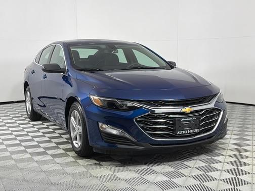 Blue 2019 Chevrolet Malibu 1LS