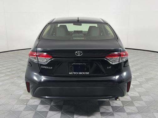 Black 2020 Toyota Corolla LE