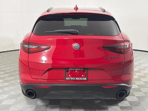 2020 Alfa Romeo Stelvio Base