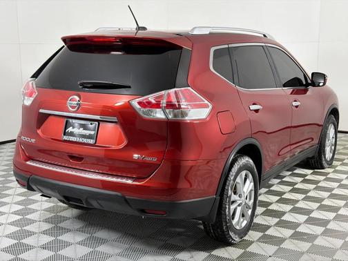 2016 Nissan Rogue SV