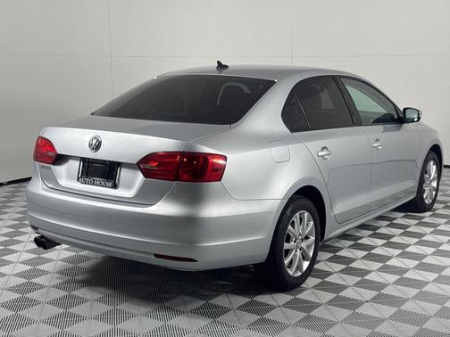 2011 Volkswagen Jetta SE