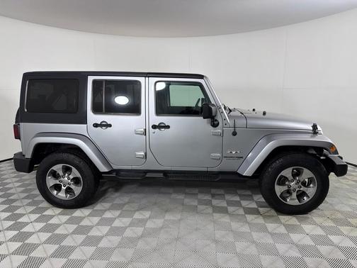 2018 Jeep Wrangler JK Unlimited Sahara