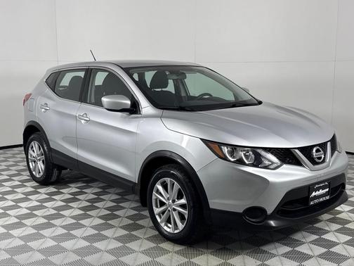 2017 Nissan Rogue Sport SV