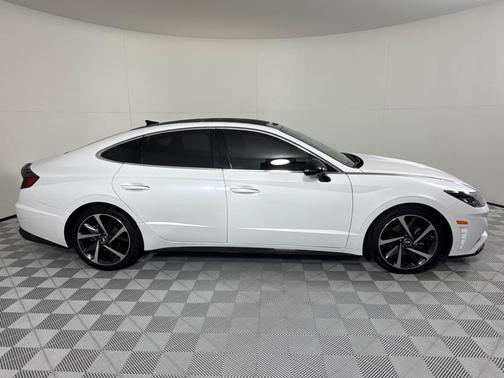 2023 Hyundai SONATA SEL Plus