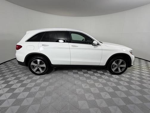White 2019 Mercedes-Benz GLC 300 Base 4MATIC