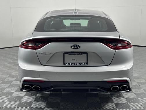 2018 Kia Stinger Base