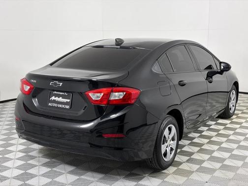 2018 Chevrolet Cruze LS