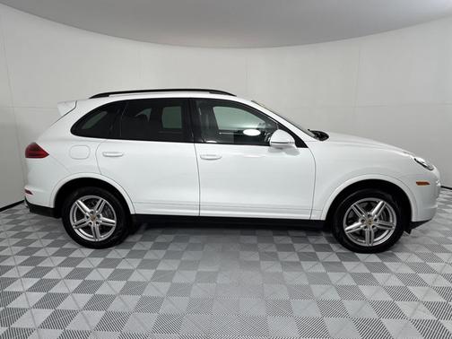2017 Porsche Cayenne