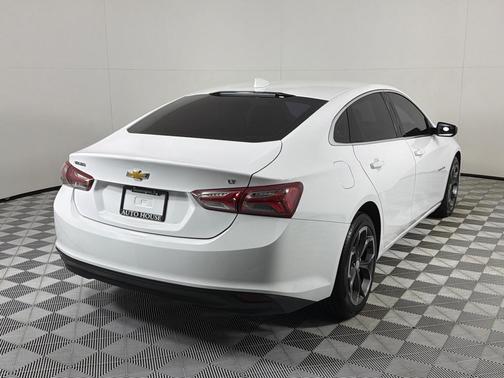 White 2022 Chevrolet Malibu LT