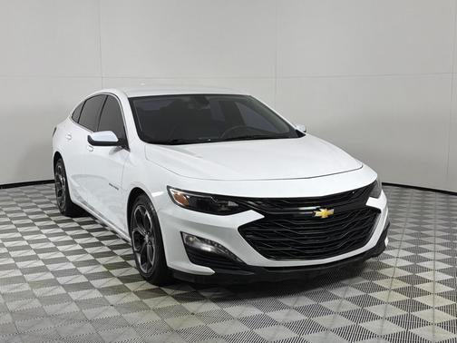 White 2022 Chevrolet Malibu LT