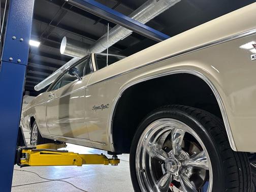 1966 Chevrolet Impala SS